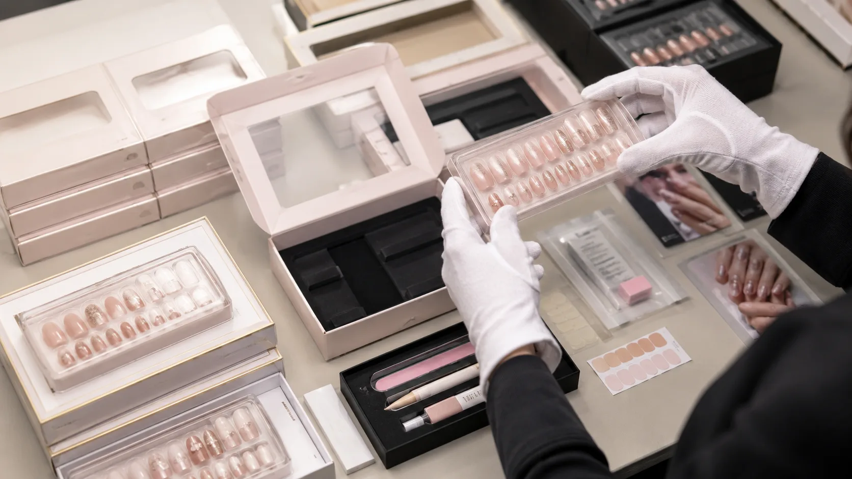 Defect sorting and product recheck during press-on nail quality control
